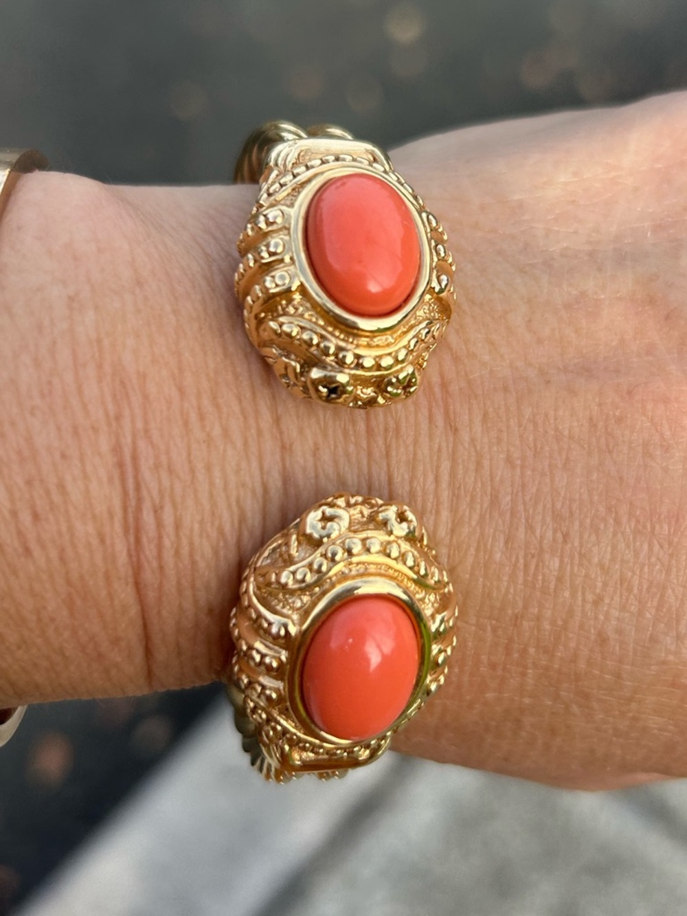 Vintage Italian 14k yellow gold cabochon coral bracelet cuff 17-18gram not scrap - Picture 6 of 15